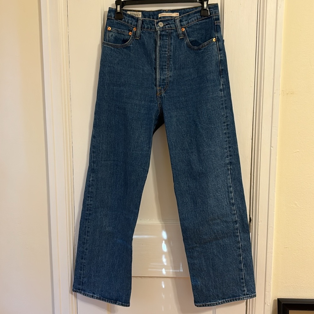 levi’s premium ribcage straight